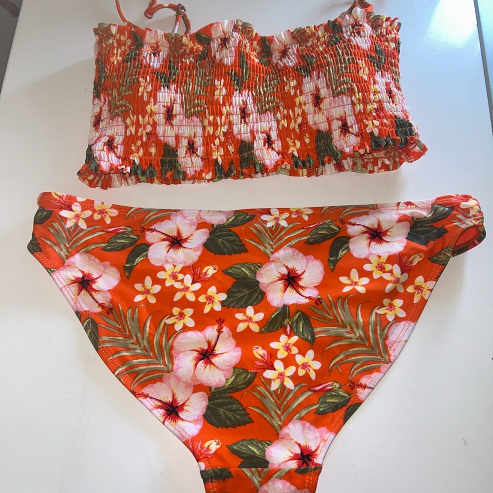 Floral Red Bikini Set - Picture 7 of 7